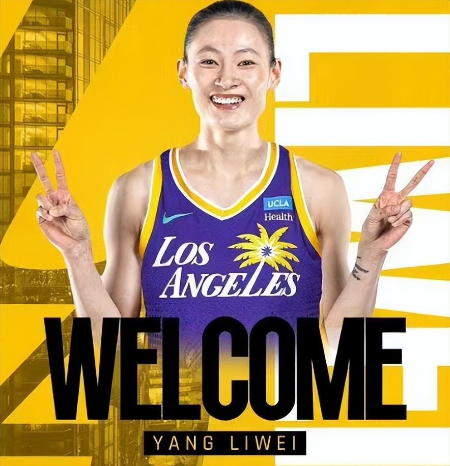 女篮自由vs火花视频直播，这场球赛，咱们得这么看